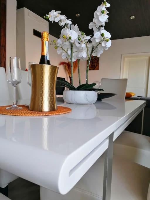 Suite Island Colmar Eksteriør billede